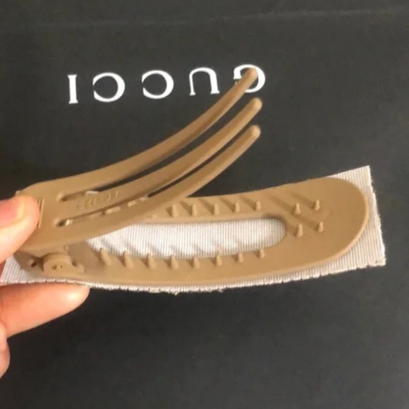 gucci hair clip - Picture 3 of 6